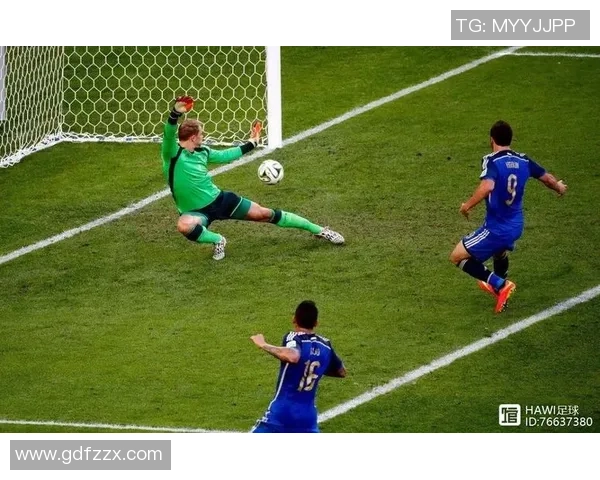 足球明星卡尔罗的职业生涯与成就全解析