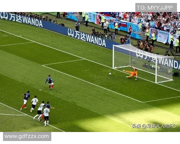 加强足球消极比赛惩罚措施以维护比赛公平性和观众观赛体验