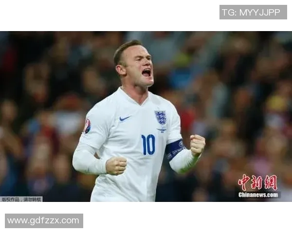 探讨当今足球界的顶尖球员与他们的传奇故事与成就