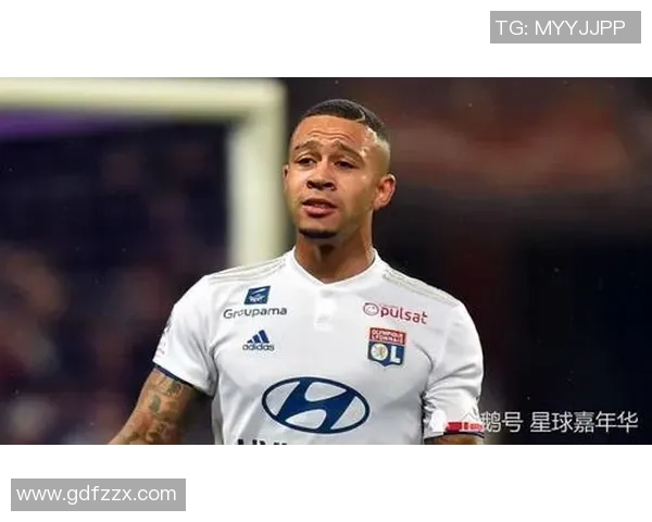 豪门足球风云中的球员交换与转会市场的潜在影响分析